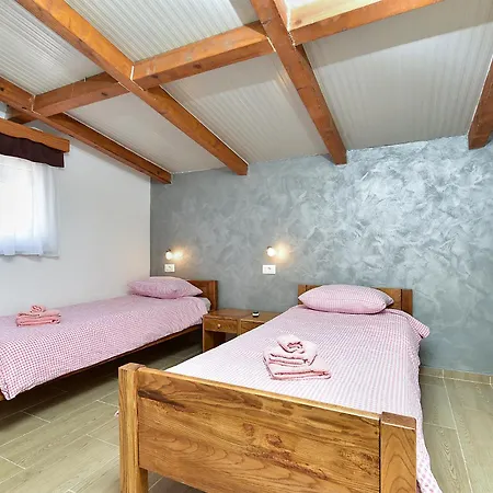 House Lucano 2424 Ferienhaus Cere