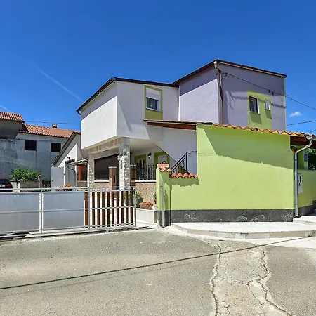 House Lucano 2424 Tatil Evi